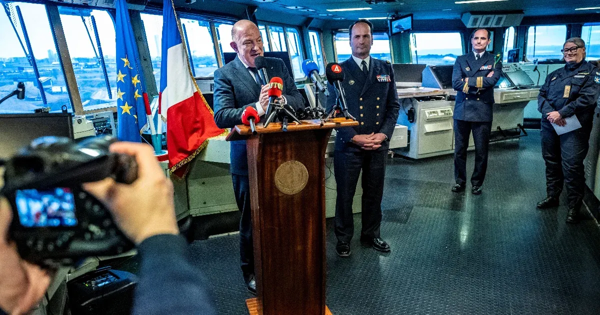 A svéd hadsereg blokkolt egy drónt a francia repülőgép-hordozó közelében