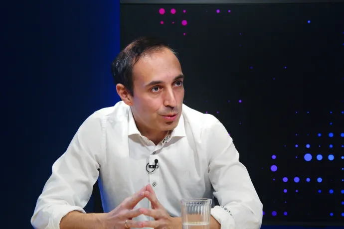 Róna Dániel elhiszi a Medián óriási Tisza-előnyt mutató mérését, de nem gondolja, hogy a Fidesz ne tudná behozni a hátrányát