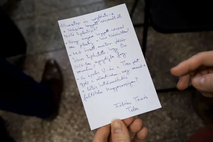 Kollégánk kérdései, amiket leadott Rétvári Bencének – Forrás: Telex