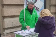 Halottak ajánlásait adhatta le a Mi Hazánk józsefvárosi jelöltje, a választási bizottság feljelentést tesz