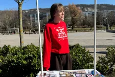 Kést fogtak Tatabányán egy kutyapártos jelöltre