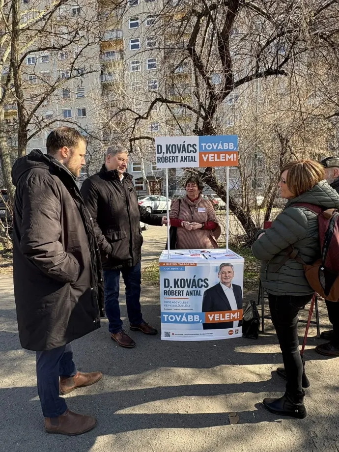 D. Kovács Róbert kampányanyagai – Fotó: D. Kovács Róbert / Facebook