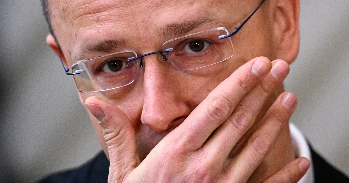 Szijjártó arra kéri a magyarokat, hogy ne utazzanak a közel-keleti térségbe