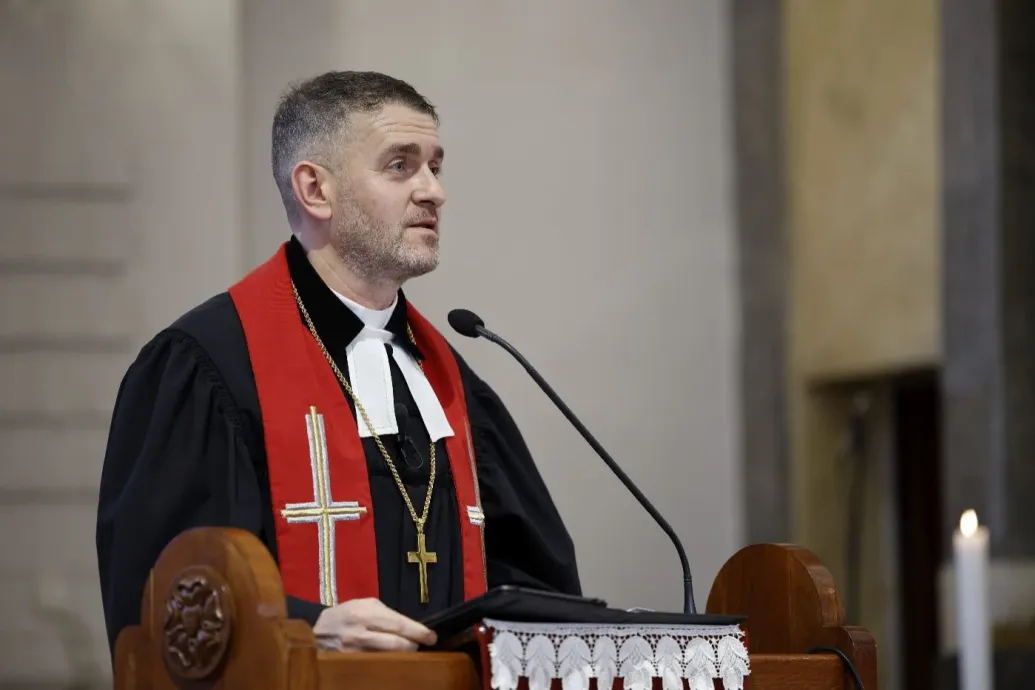 Beiktatták hivatalába Fabiny Tamás utódját, Keczkó Pál püspököt