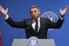 Daniel David: „Örvendezzünk a tavasz szépségének, tekintsük fejlődési lehetőségnek a kihívásokat!”