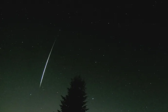 30 kiló lítiummal szórta meg a légkört egy visszatérő SpaceX-rakéta