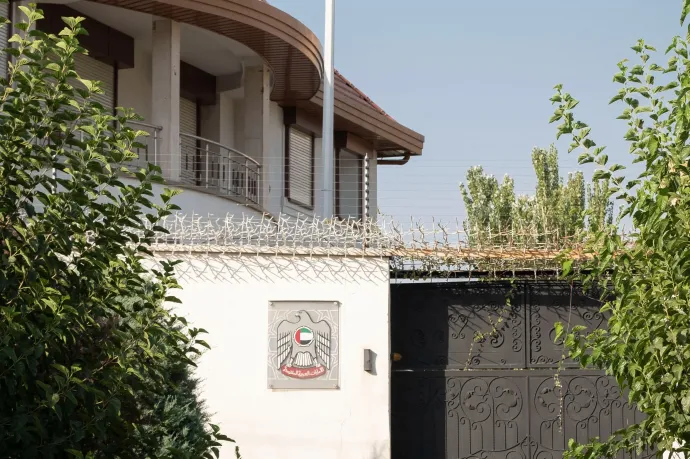 Az Egyesült Arab Emírségek visszahívta az összes diplomatáját Iránból, bezárták a teheráni nagykövetséget