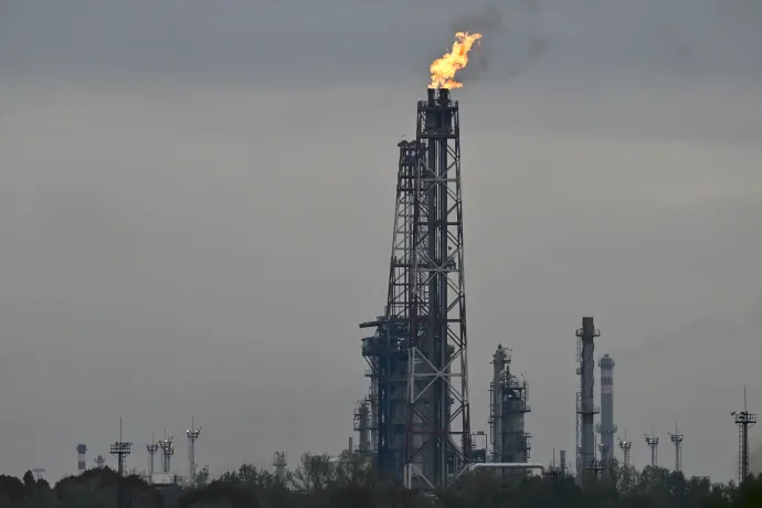 Harminc forinttal is drágulhat a dízel az iráni háború miatt