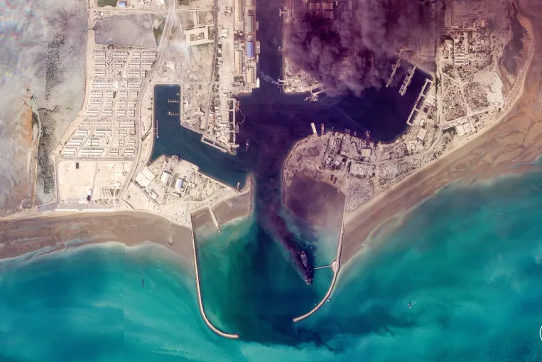 Hiába van messze Irán, a magyar piacon is várható üzemanyag-drágulás