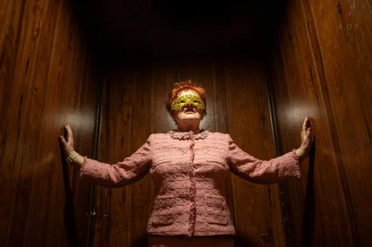 Kollégánk, Bődey János képeit a legjobb portrésorozatok közé választották egy rangos nemzetközi versenyen