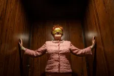 Kollégánk, Bődey János képeit a legjobb portrésorozatok közé választották egy rangos nemzetközi versenyen