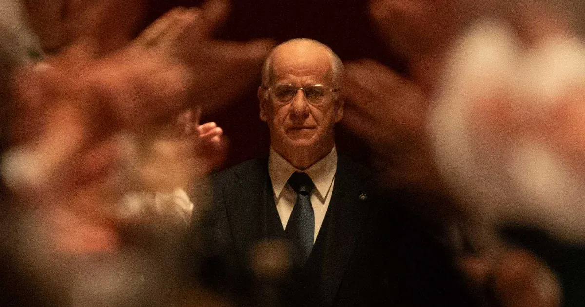 Vajon mit lépne ebben a helyzetben Sulyok Tamás?