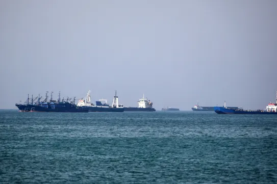 Jelentősen befolyásolja a romániai árakat is a közel-keleti helyzet alakulása az elemzők szerint