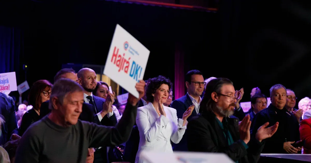 Dobrev Klára, Molnár Csaba és Kálmán Olga a DK élén.