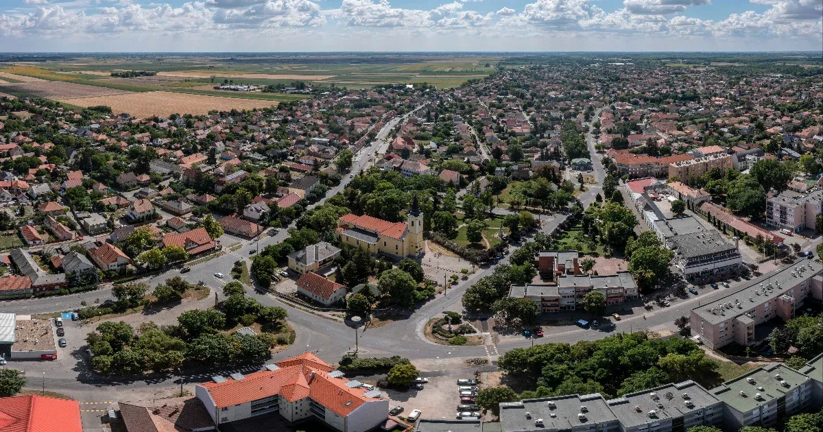 Baleset a nagykátai iskolában, diák megsérült.