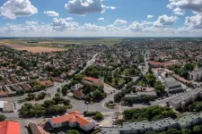 Baleset történt a kémiaórán egy nagykátai iskolában, egy diák megsérült