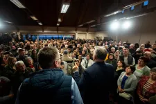 Orbán Viktor arra buzdított Fidesz-önkénteseket, hogy vegyenek ki szabadságot a mozgósítás miatt