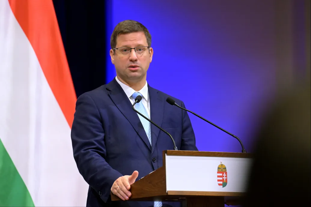 Gulyás Gergely kormányinfót tart