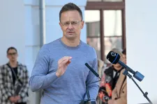 Szijjártó Péter: Felpörgetjük a mentesítő járatok forgalmát a Közel-Keleten