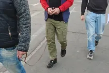 Exfelesége új párját késelte halálra egy újfehértói férfi, a helyszínen megvárta, hogy elfogják a rendőrök