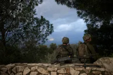Az IDF szerint újabb hullámban érkeznek az Izraelt célzó iráni rakéták