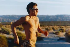 Murakamit olvasott, meg sem állt a három órán belüli maratonig Harry Styles