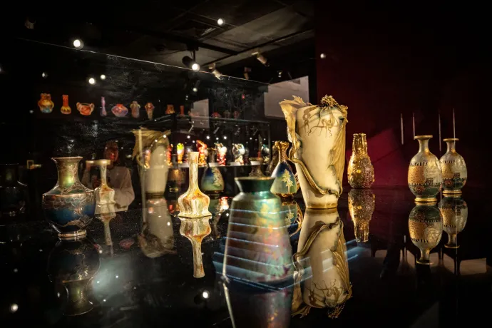 Ingyen nézhetjük meg a világ legdrágább Zsolnay kerámiáit Budapesten