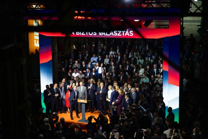 Világbajnok vízilabdázó és a CÖF szóvivője, ifj. Lomnici Zoltán is felkerült a Fidesz országos listájára