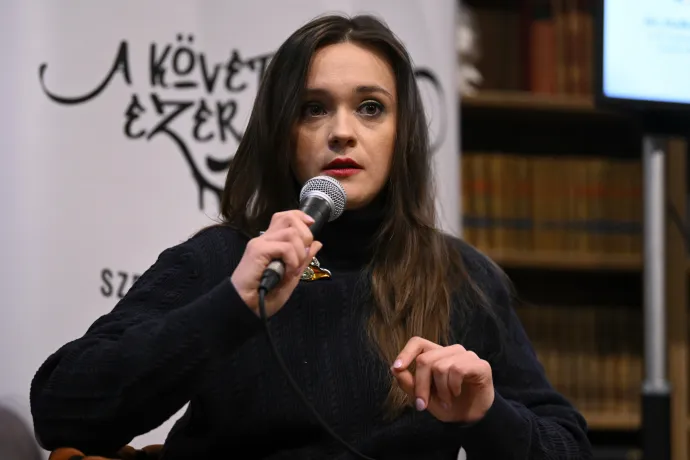 Halkó Petra, a 21. Század Intézet vezető elemzője a Schuman terv ‘75 – Az Európai kereszténydemokrácia múltja, jelene és jövője című konferencia kerekasztal-beszélgetésén a budapesti Scruton V.P. közösségi térben 2025. május 23-án – Fotó: Purger Tamás / MTI