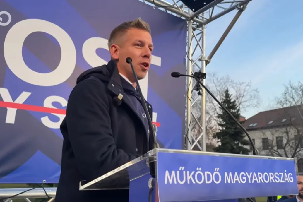 Magyar Péter: Egy külföldi állami vezető sem fenyegethet egyetlen magyart sem