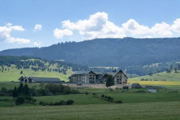 Fordult a kocka: másodfokon az Átlátszó Erdély és Egyed Ufó Zoltán nyerte a pert a NER-közeli gyergyói üzletember ellen