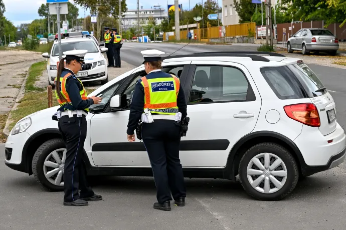 Országos biztonságiöv-ellenőrzést indít a rendőrség