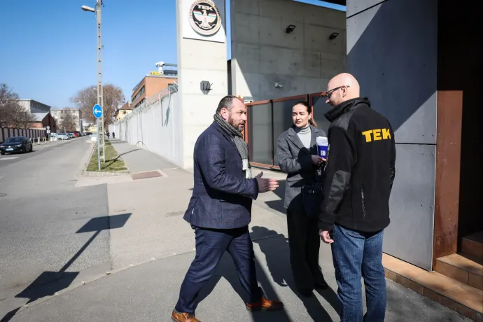 A pénzszállítók ügyvédjének azt mondta a TEK, hogy nincs információjuk arról, hogy náluk lennének az ukránok