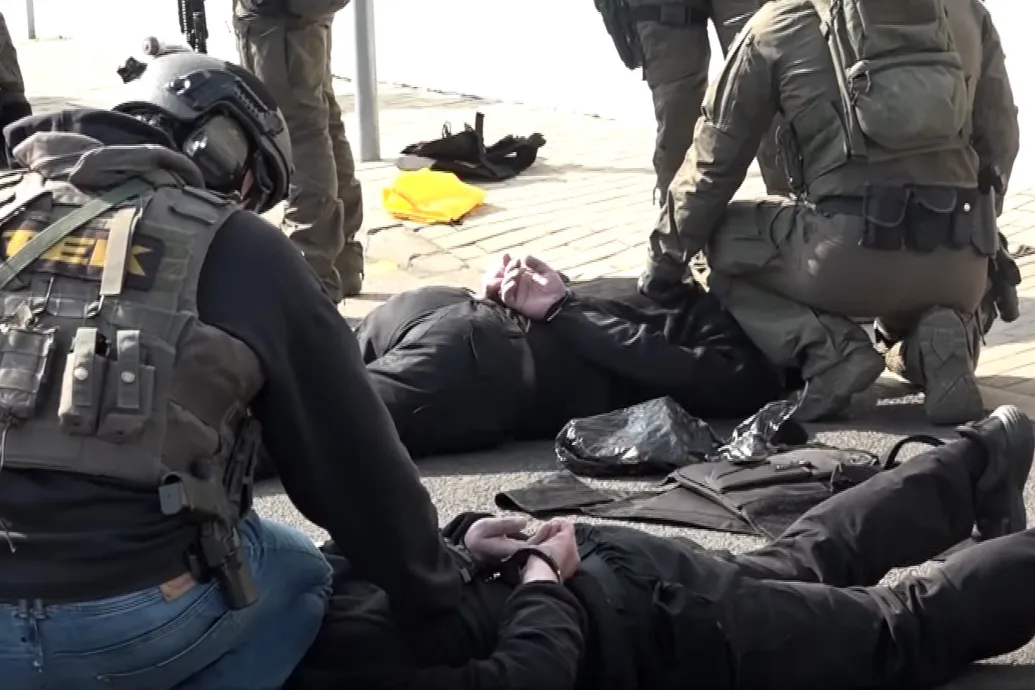 Videót tett közzé a TEK az ukrán pénzszállítók elfogásáról