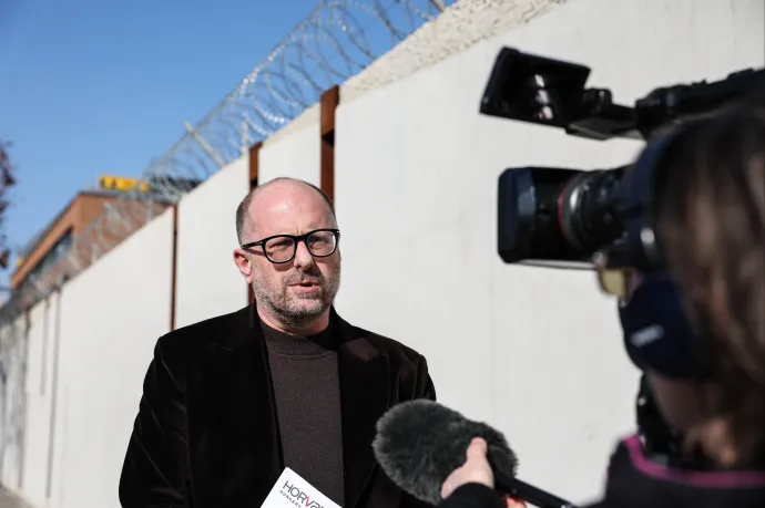 A pénzszállítók ügyvédjének azt mondta a TEK, hogy nincs információjuk arról, hogy náluk lennének az ukránok