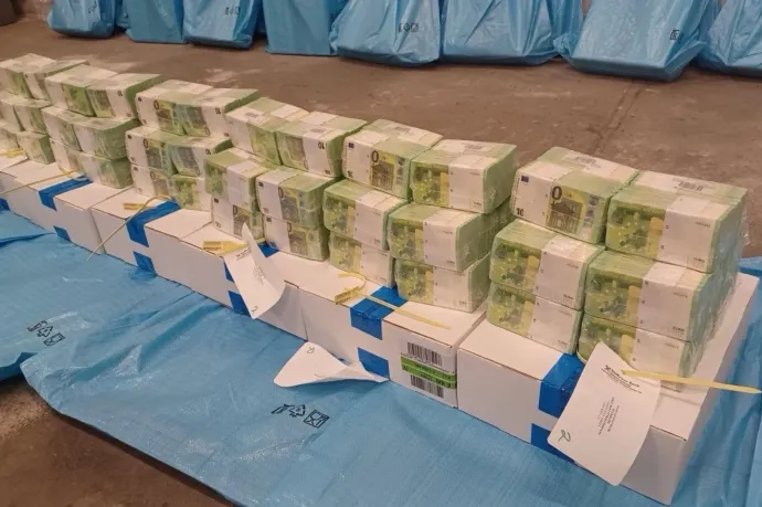 Ukrán banki vezető: A magyar fél alaptalanul kérdőjelezi meg a szállított pénzeszközök forrását