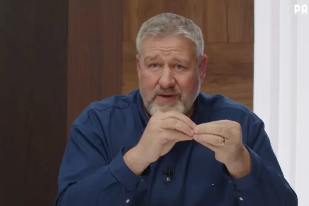 Simonka György: Csak szetyamutyák vannak, akik a pénzért indulnak el