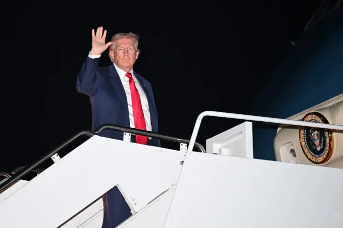 Donald Trump: Iránt ma nagyon súlyos csapás fogja érni