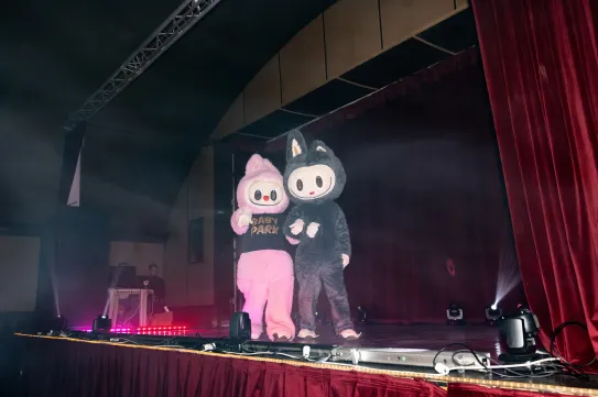 A Labubuk már nemcsak álmodnak, hanem életre kelnek, lépteik nyomán zene csendül fel