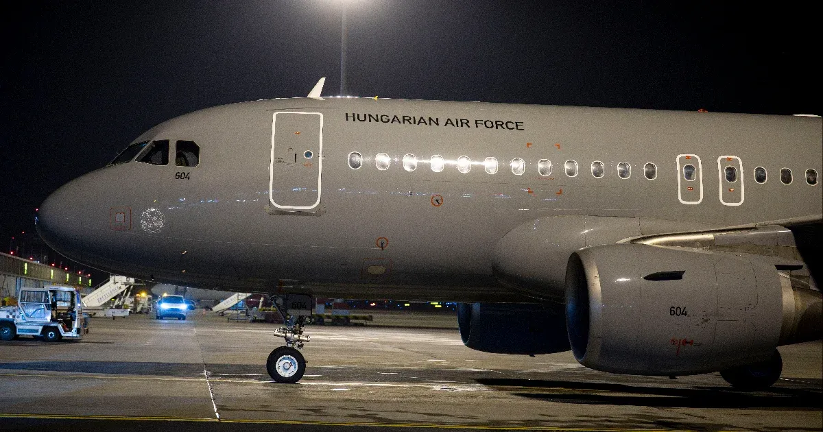 76 magyar tért haza a Közel-Keletről Magyarország mentesítő járatán