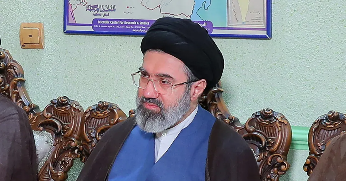 Modzstaba Hamenei, a néhai ajatollah fia lett az új iráni legfelsőbb vezető