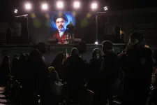 Iránban utcára hívják az embereket, hogy hétfőn délután hűségesküt tegyenek Modzstaba Hameneinek