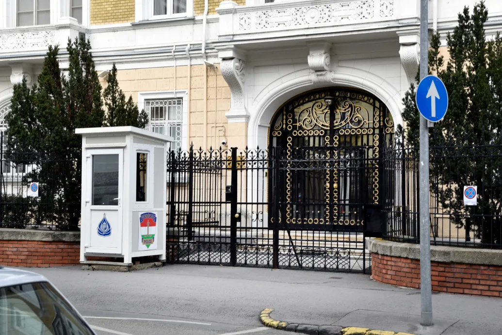 Russian embassy denies arrival of Russian intelligence agents to Budapest seeking to influence Hungarian election results