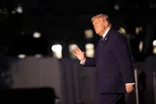 Trump „halált, tüzet és haragot” ígért, ha Irán megzavarja a globális olajszállítást