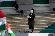 Nemzeti ünnep – és a szövegírók keservei