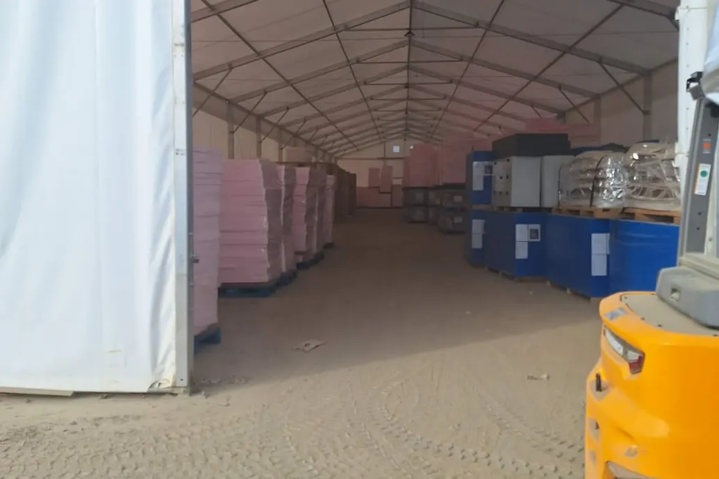 Több dolgozó is azt állítja, hogy veszélyes anyagokat szállítottak külső raktárba a CATL-gyárból