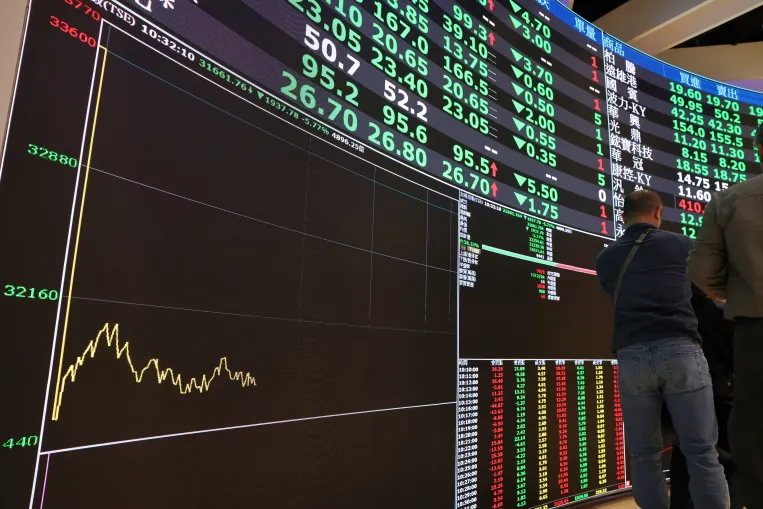 A piacok inkább Trumpnak hisznek, mint a tényeknek, de meddig?