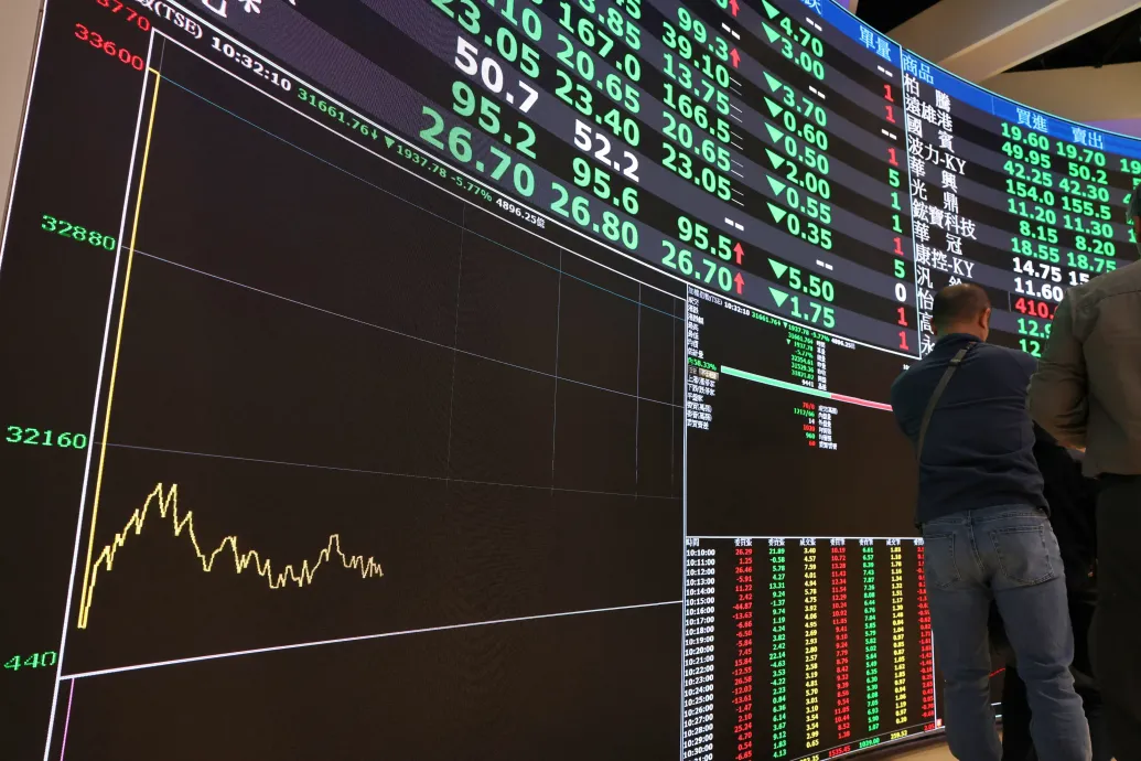 A piacok inkább Trumpnak hisznek, mint a tényeknek, de meddig?