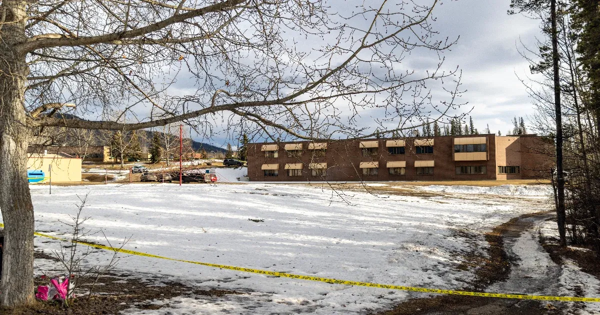 A ChatGPT-vel tervezgetett a kanadai lövöldöző, az OpenAI mégsem értesítette a hatóságokat, most per indult a cég ellen