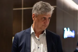 Gréczy Zsolt nem érti, hogy állhat jobban Óbudán a DK, mint országosan